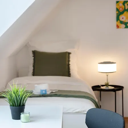 Апартаменты Spacestays Five Comfort Гревенброх